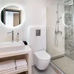 Santorinn Hotel *