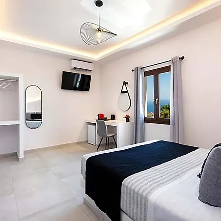 Santorinn Ξενοδοχείο *