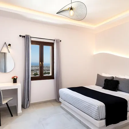 Santorinn Hotel