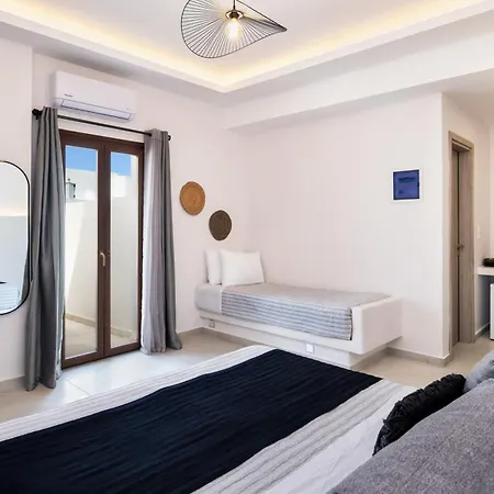 Отель Santorinn *